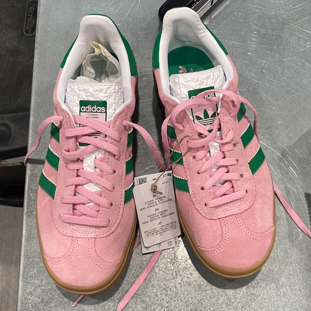 Adidas Originals Women's Gazelle Sneakers - Size 6 1/2 Pink & Green Stripes